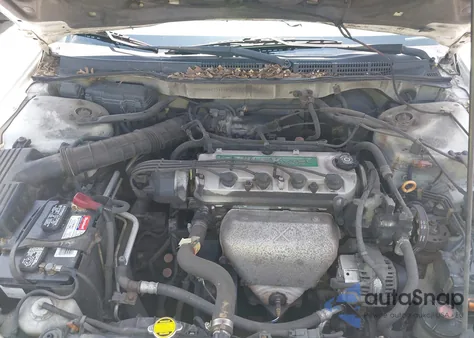 2000 Honda Accord 2.3 Ex z USA, uszkodzony, nr VIN 1HGCG6673YA137621